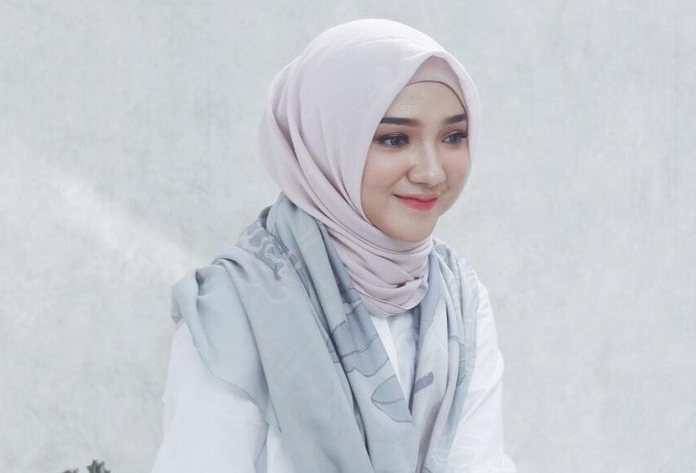 Tips Memilih Hijab Sesuai Warna Kulit